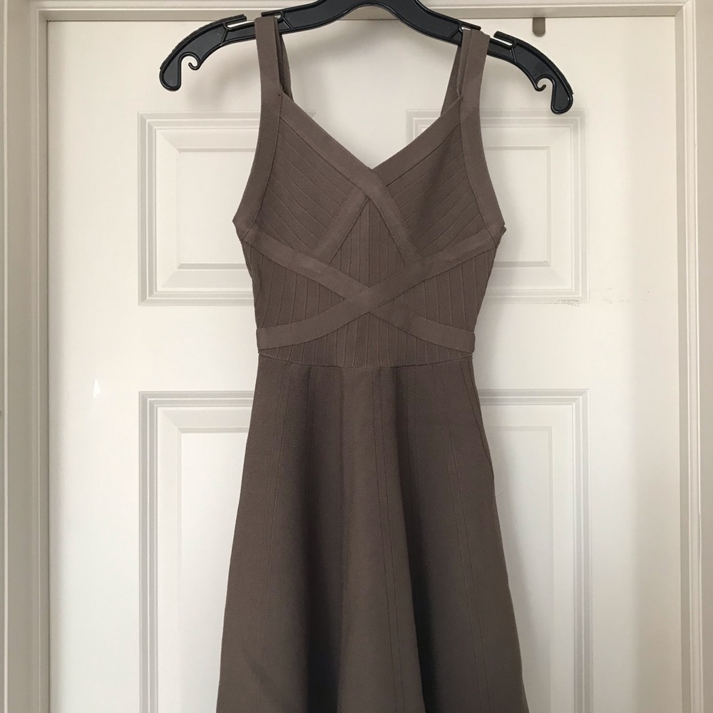 Tight Guess Mini Dress